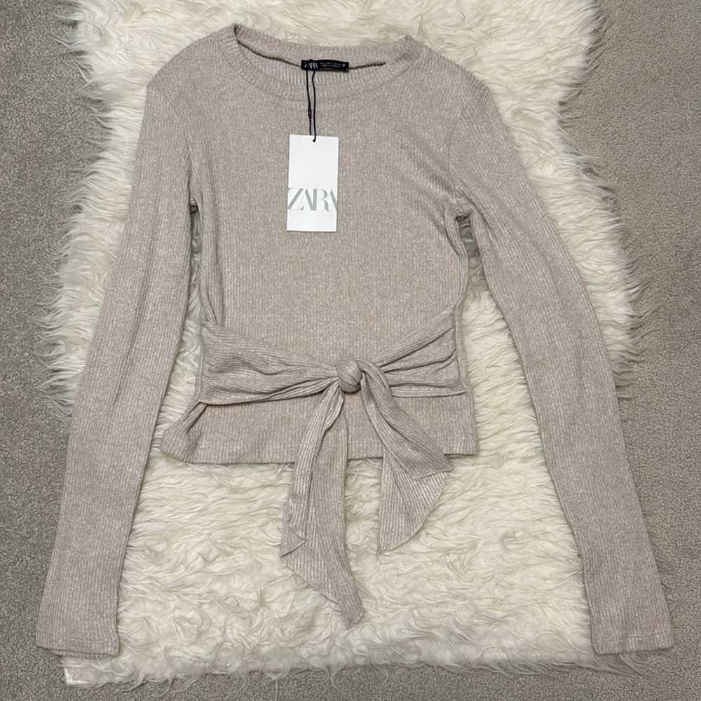 NWT Zara Knotted Soft Touch Long Sleeve Top in Beige - Small